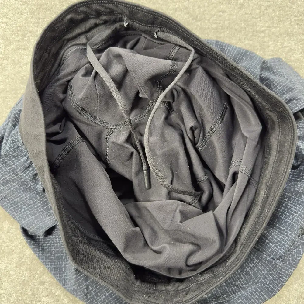 Lululemon Mens M THE Short Lined Training Running Short Black Pattern Zip Pocket